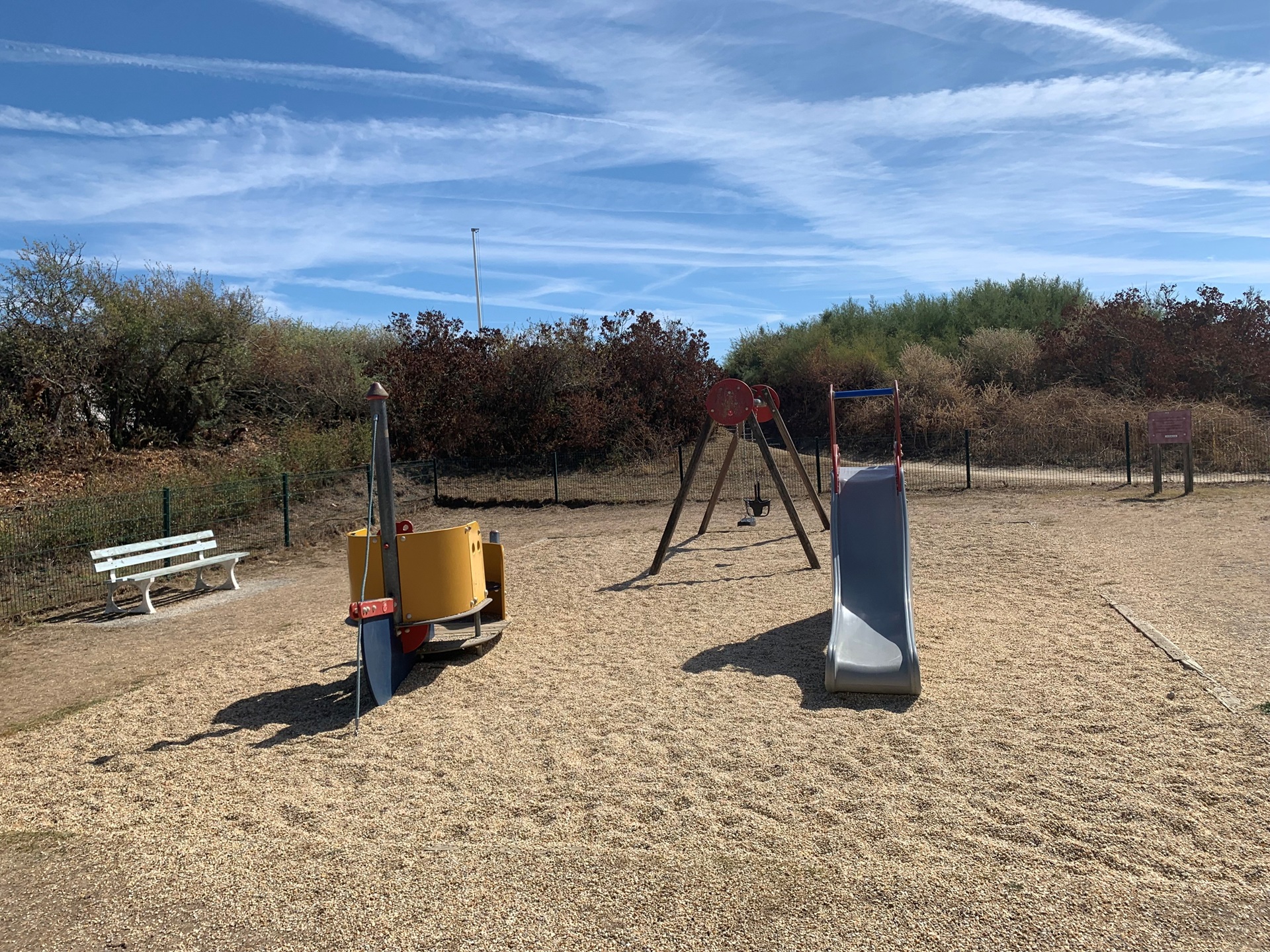 Aire de jeux pour enfants de l'anse du Stole à Lomener-Ploemeur proche Lorient (Morbihan) 56