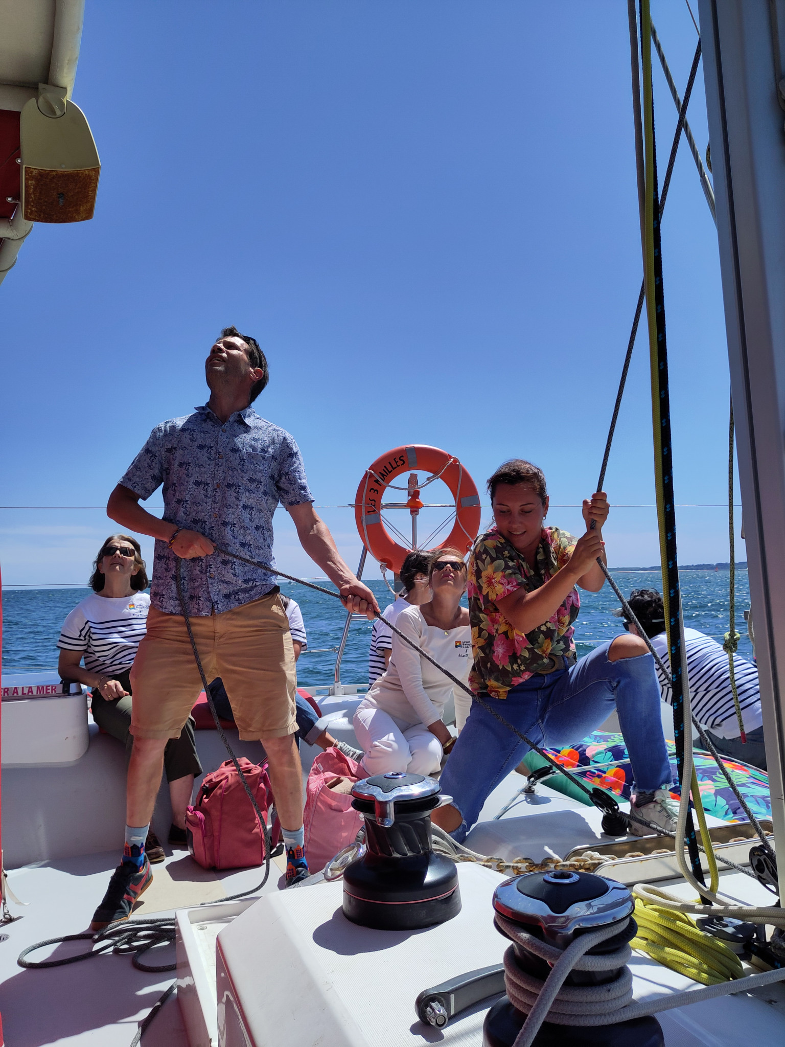 Bag Hatoup- l'île de Groix à la Voile, transport passager, participations aux manoeuvres à bord à Lorient Bretagne Sud (Morbihan, 56)