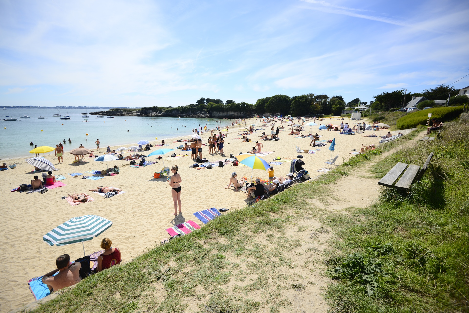 Banc devant la plage du grand Perello à Ploemeur (Morbihan) 56