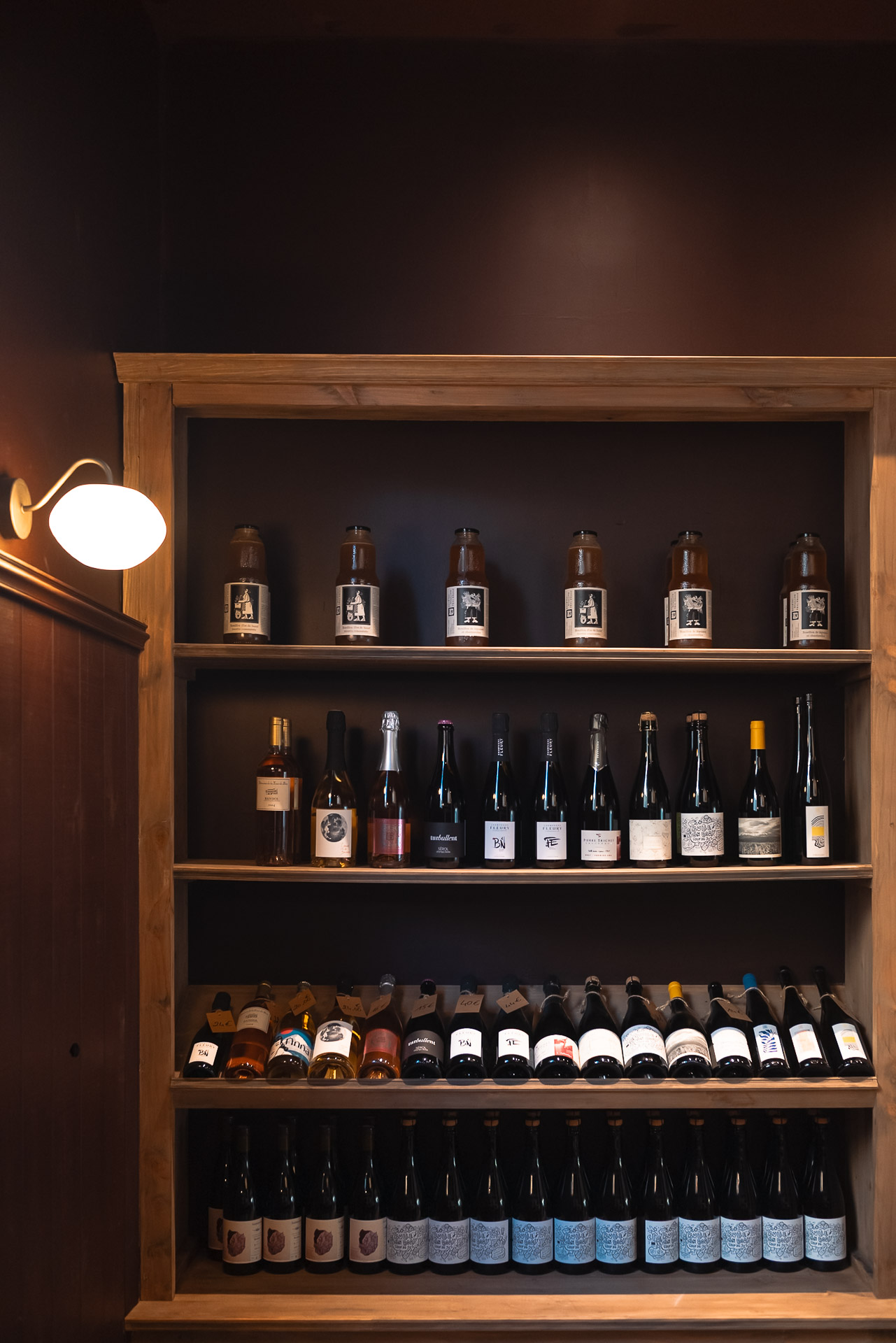 Chez Ruz, les vins sont disponibles à emporter ou à déguster sur place à Lorient Bretagne Sud ( Morbihan, 56)