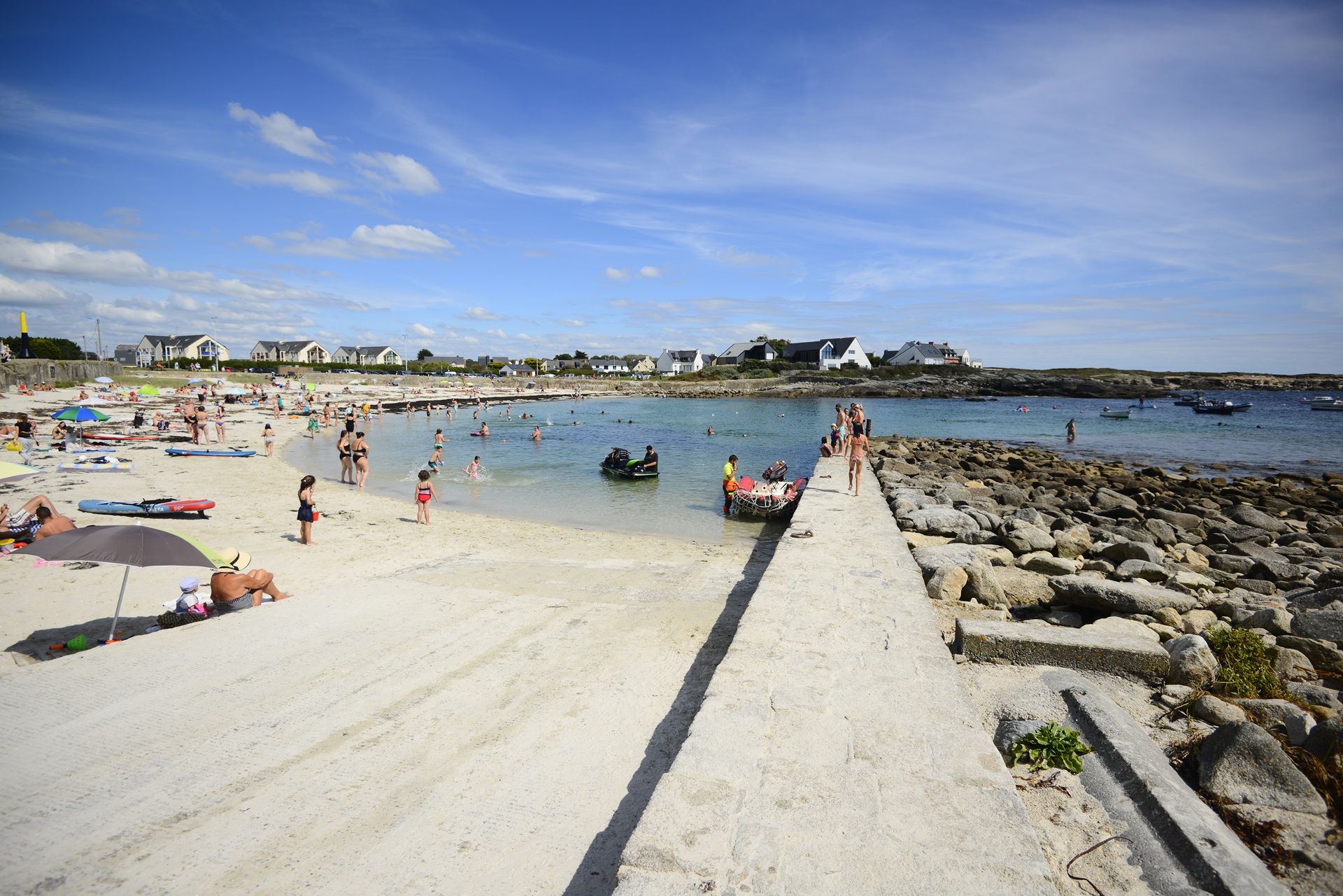 Digue de la plage du Courégant à Ploemeur (Morbihan) 56