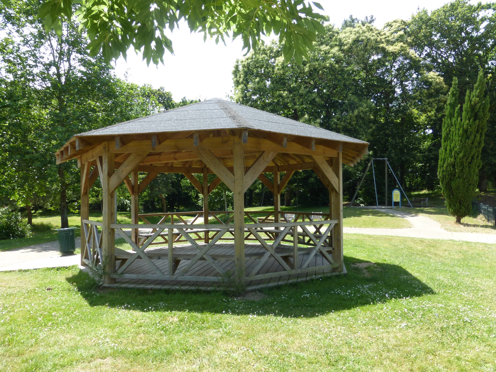 Kiosque au Parc du Venzu à Lorient (Morbihan) 56