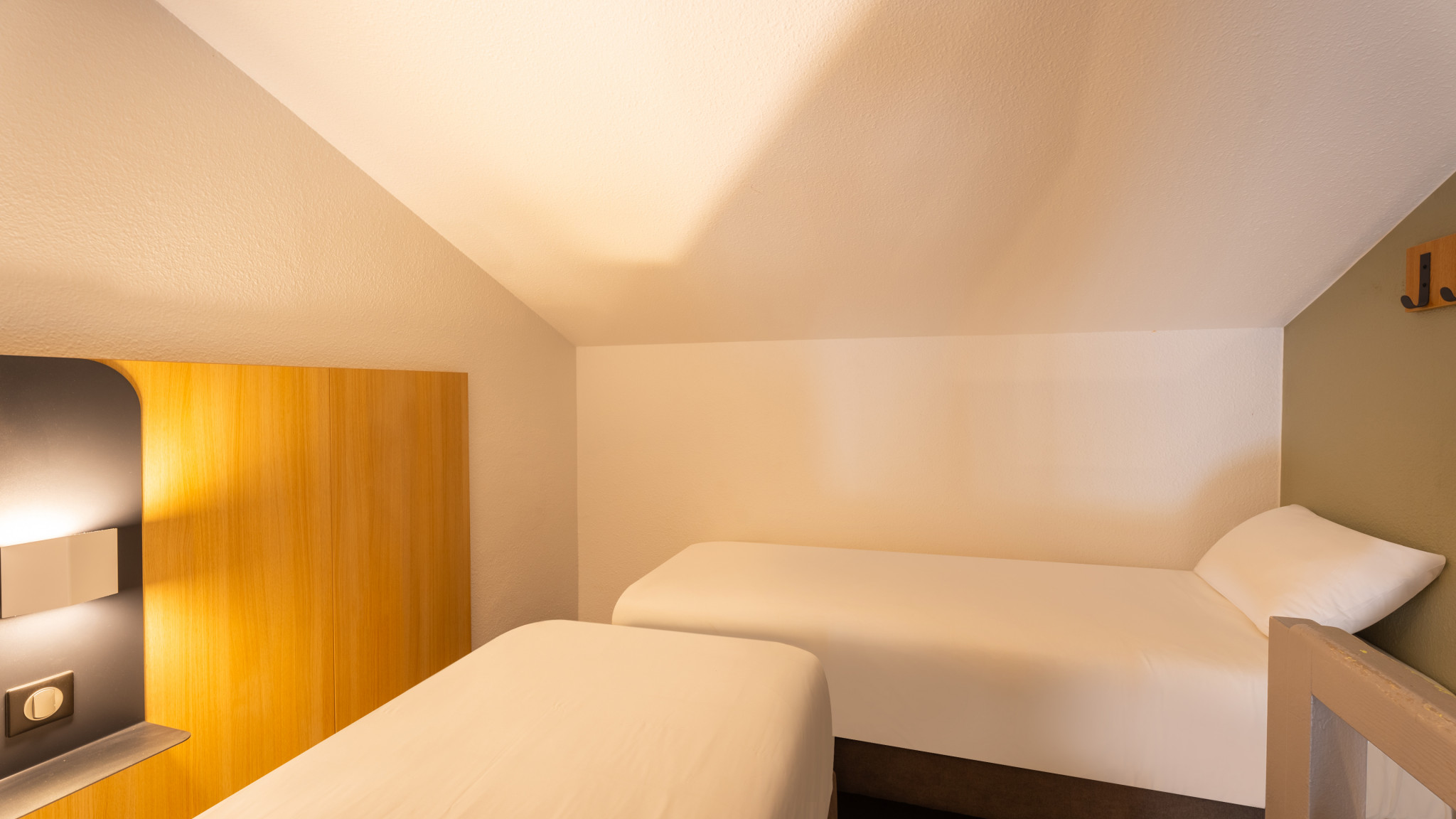 kyriad-eco-lanester-56-22713