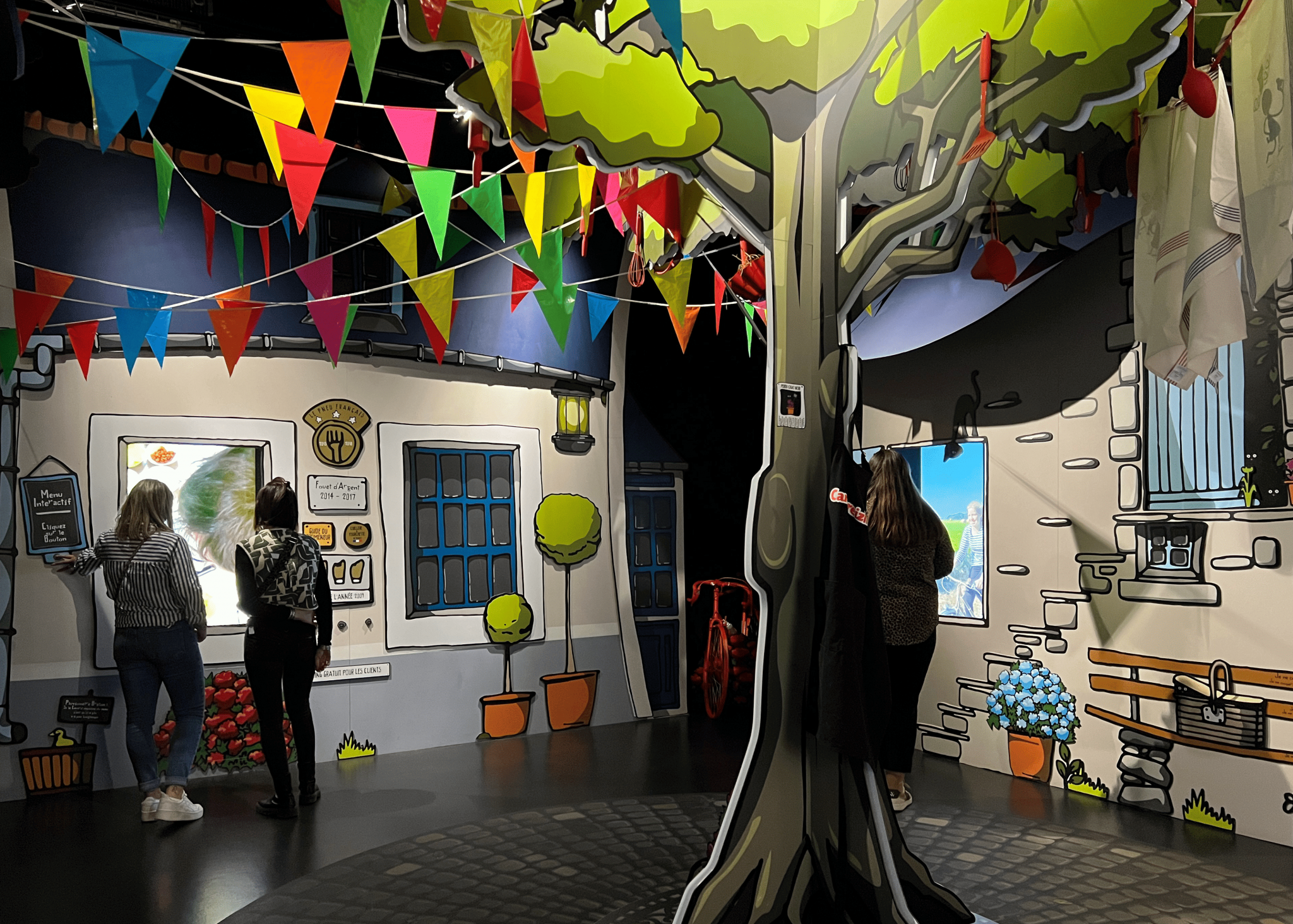 La Mappemonde à la cité du caramel carabreizh à Landévant, près de Lorient (Morbihan, 56) Bretagne Sud