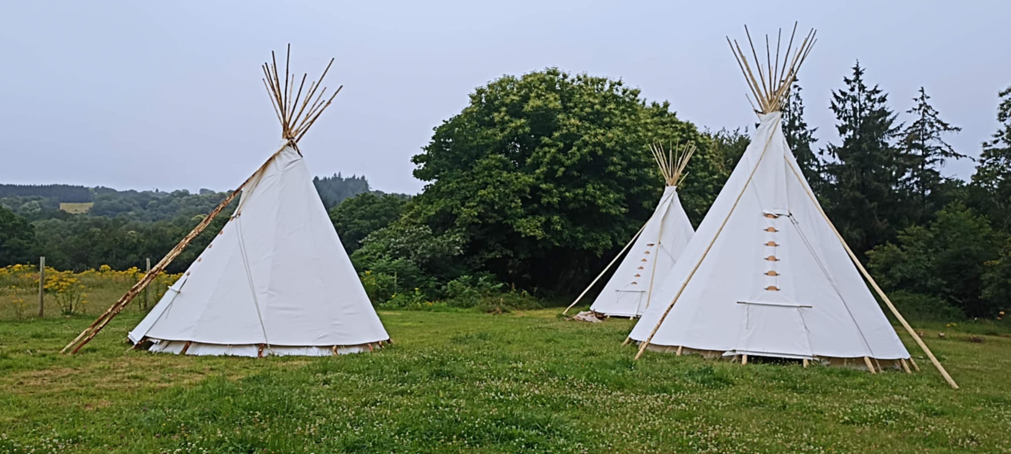 Les tipis au West Wind Ranch à Bubry, près de Lorient (Morbihan, 56) Bretagne Sud