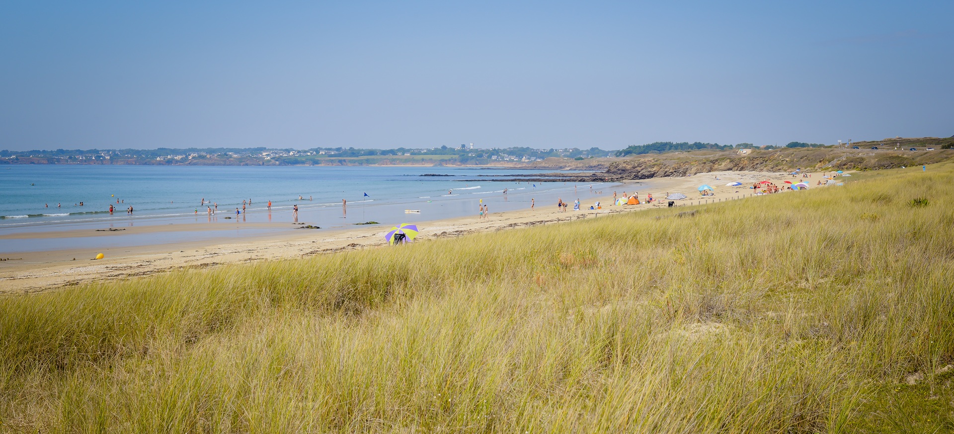 Plage du Fort Bloqué-vue des oyats à Plœmeur (Morbihan) 56