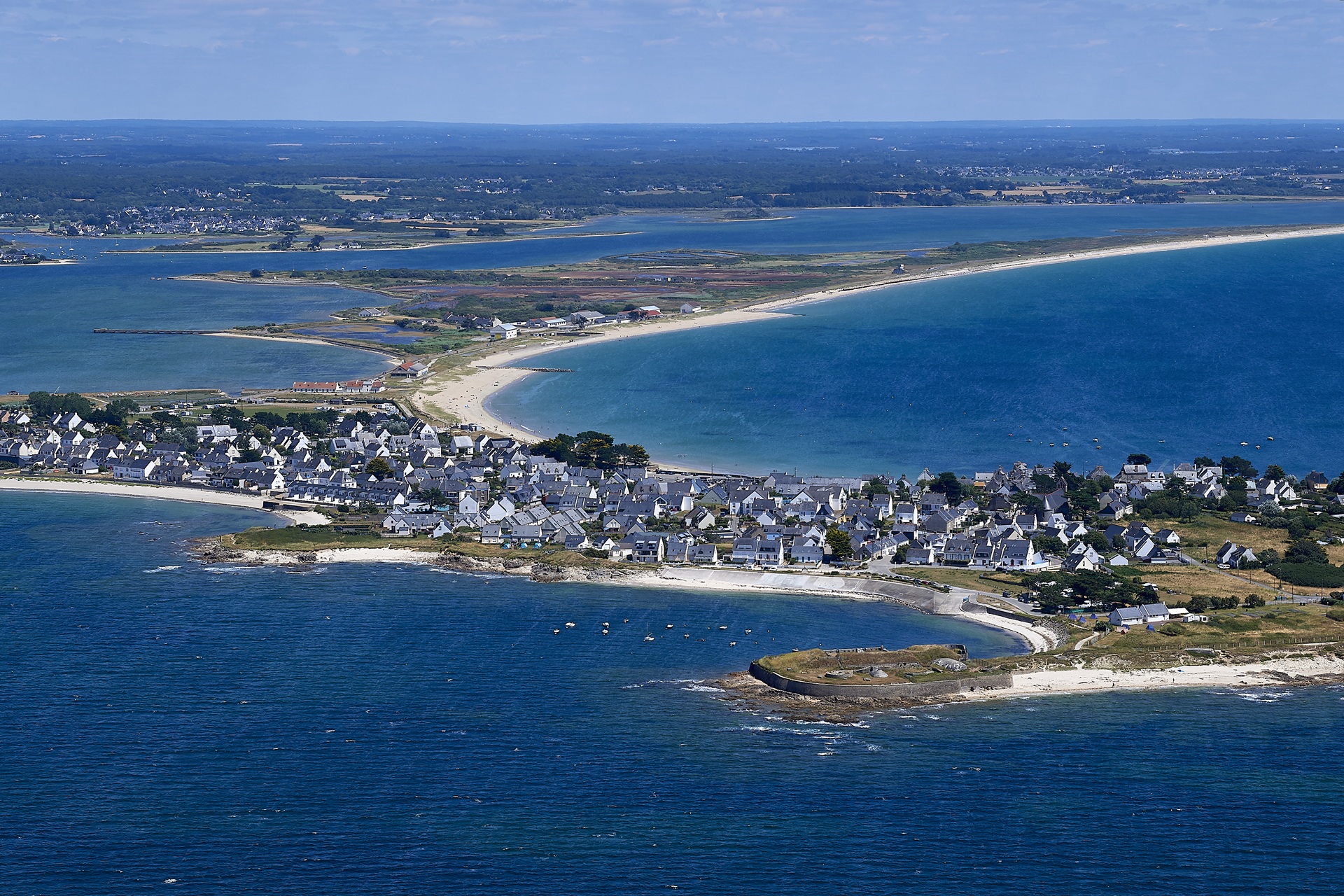 Plage du Goerem à Gâvres proche Lorient vue aérienne et de la grande plage (Morbihan) 56
