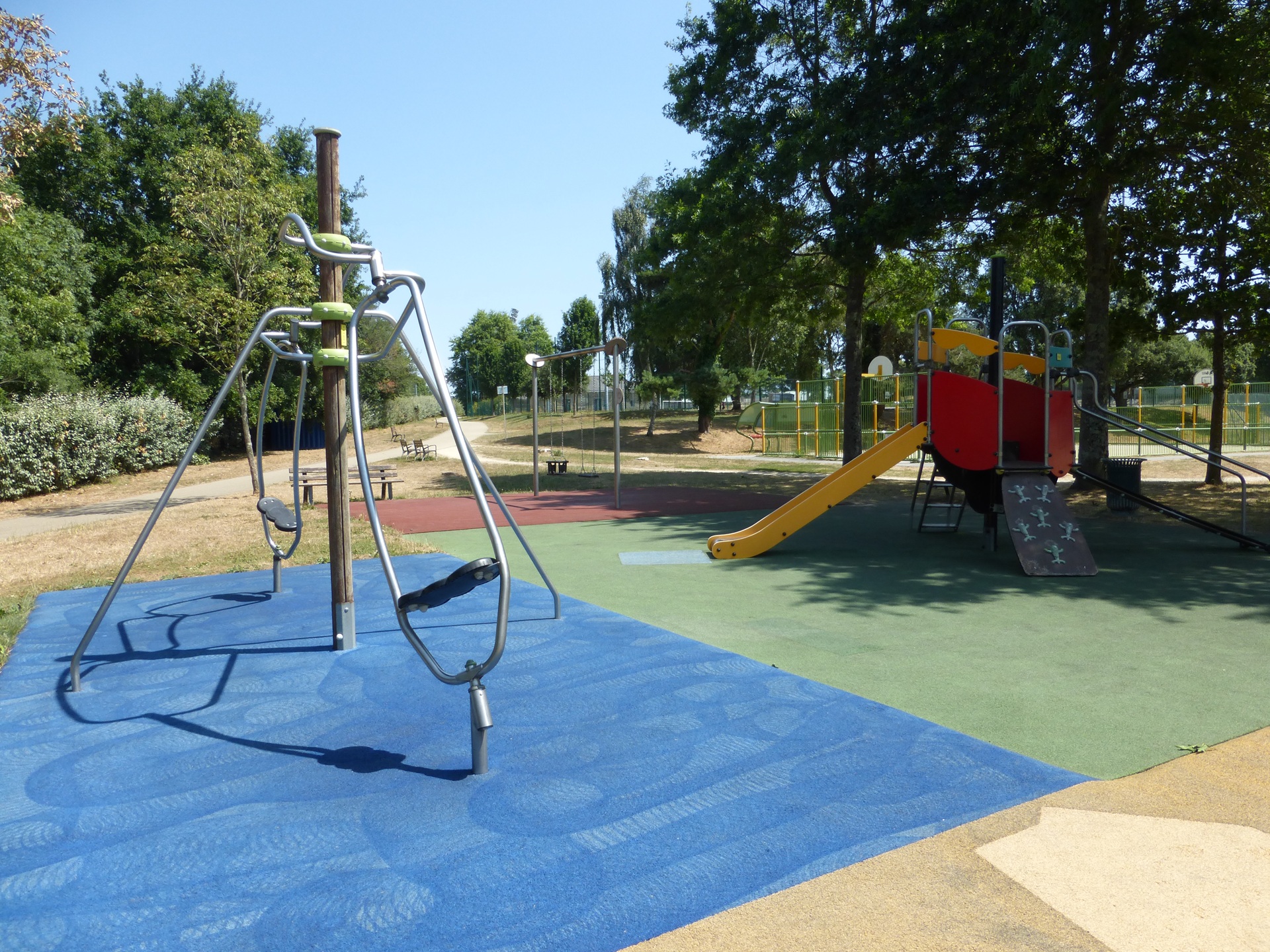 Plaine de jeux pour enfants des Jacobins à Lorient (Morbihan) 56