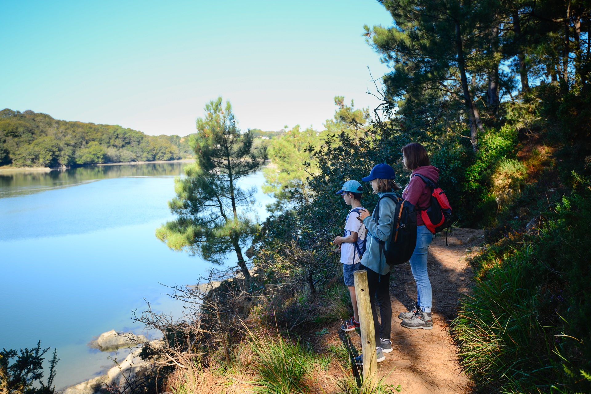 Randonnée en famille sur les rives de la Laïta à Guidel proche Lorient (Morbihan) 56
