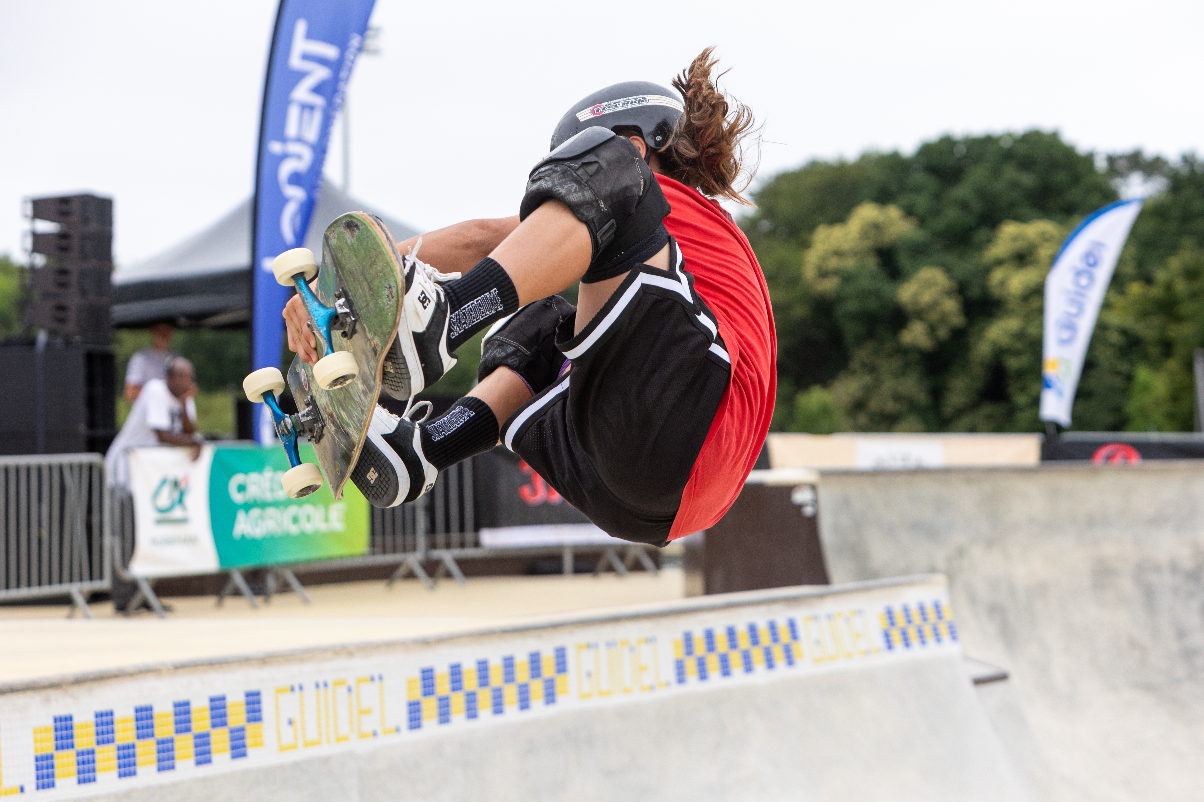 skate parc à guidel proche Lorient avec figure (Morbihan) 56