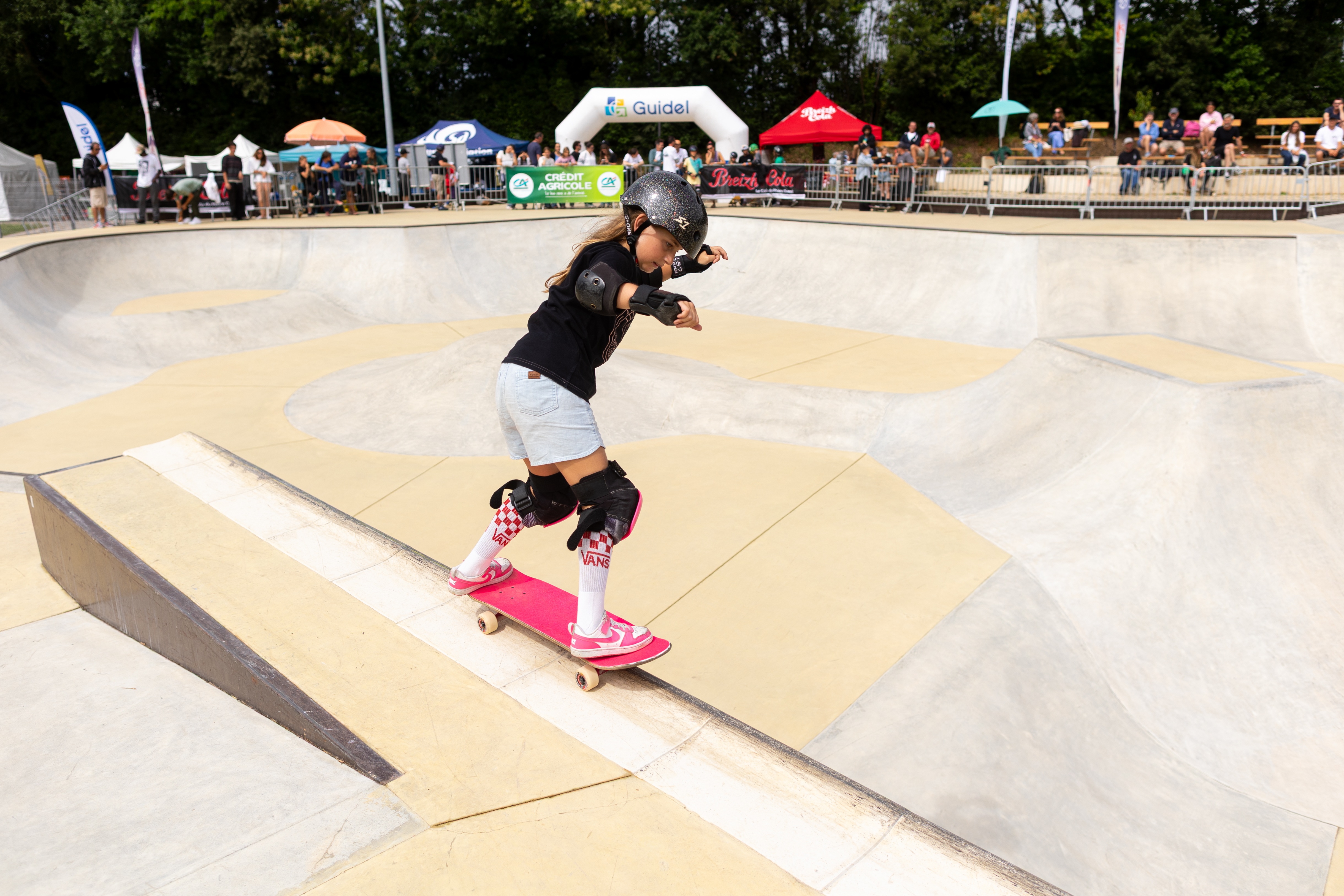 skate parc à guidel proche Lorient avec glissement sur rail Morbihan) 56
