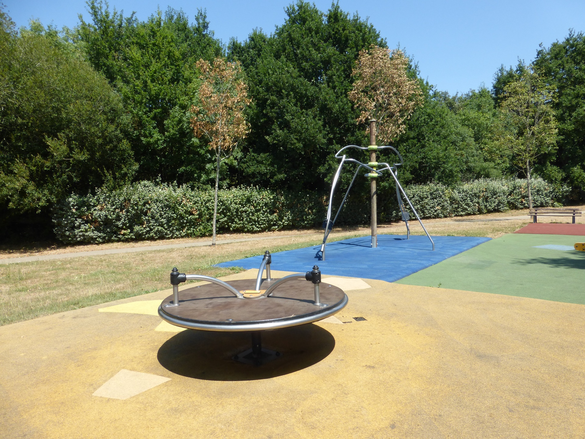 Tourniquet sur la plaine de jeux pour enfants des Jacobins à Lorient (Morbihan) 56