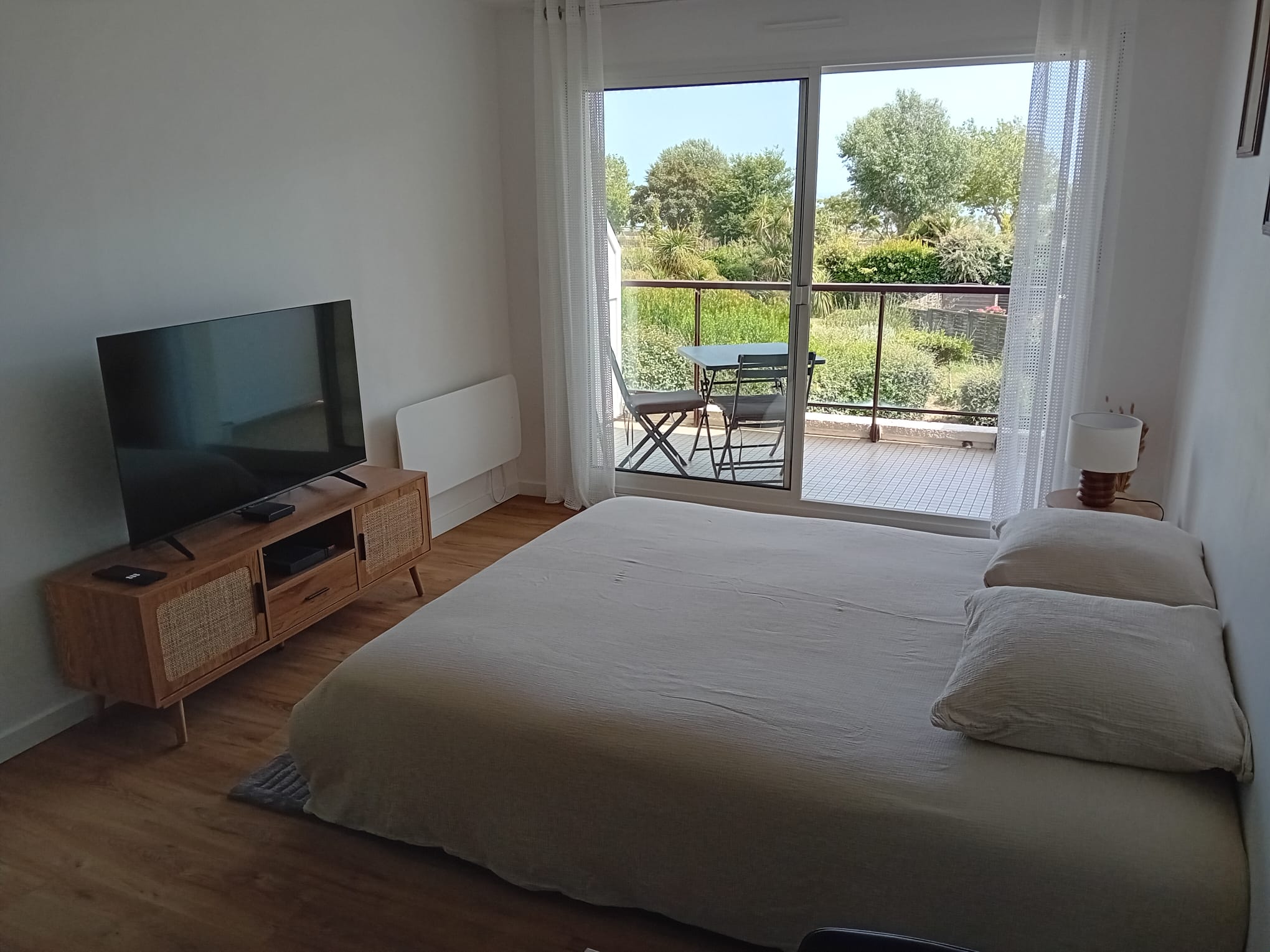 Location de vacances pour 2 personnes à Larmor-Plage, avec vue mer et accès facile aux commerces (morbihan, 56)