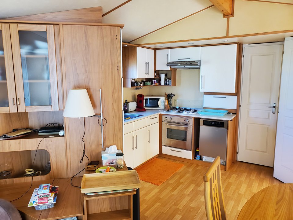 mobil home cosy pour location de vacances ploemeur (morbihan, 56)