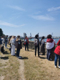 Lecture de paysage au sommet du fort de Pen Mané à Locmiquélic en Bretagne sud (Morbihan, 56)
