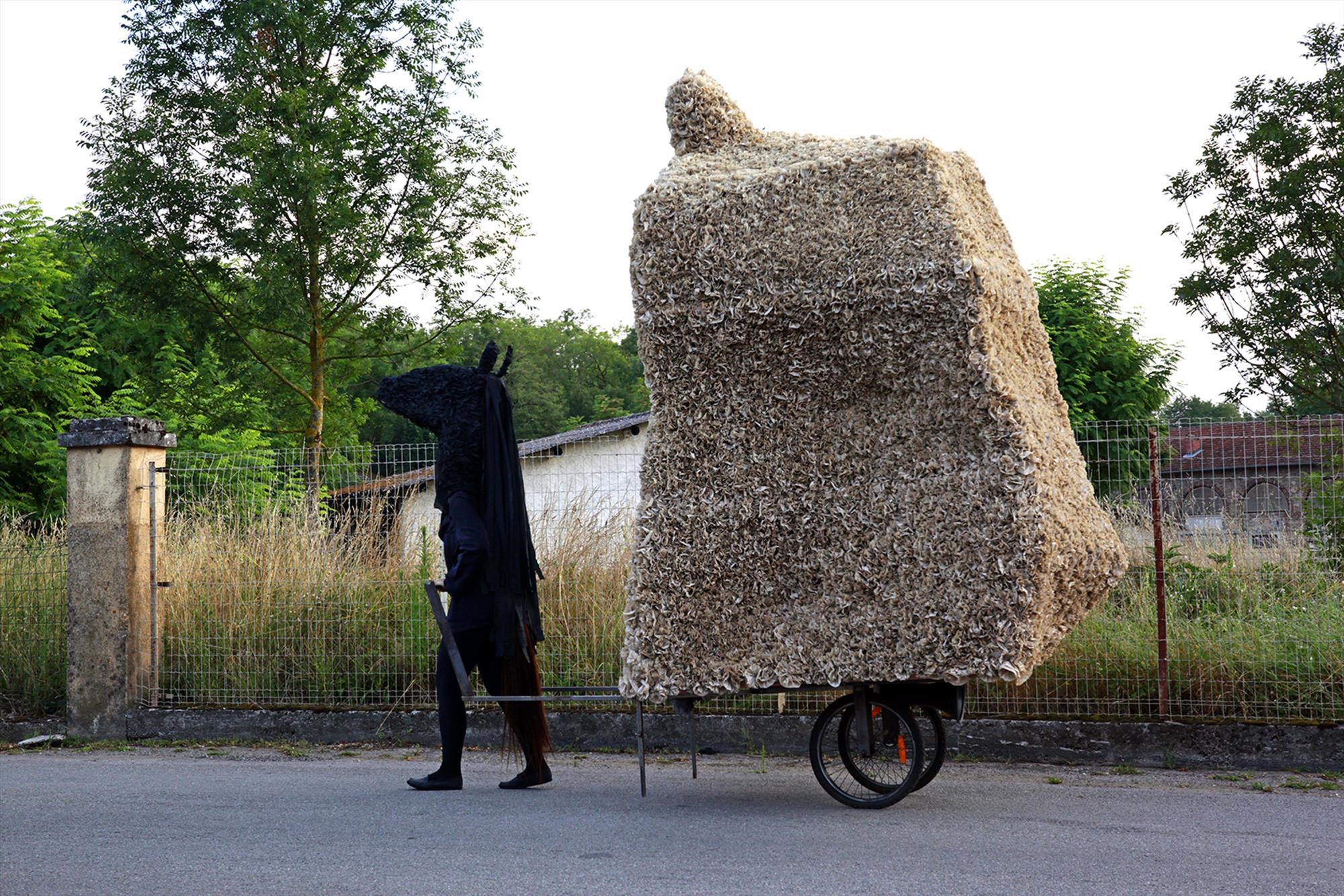 Célie Falières - Cavalcade