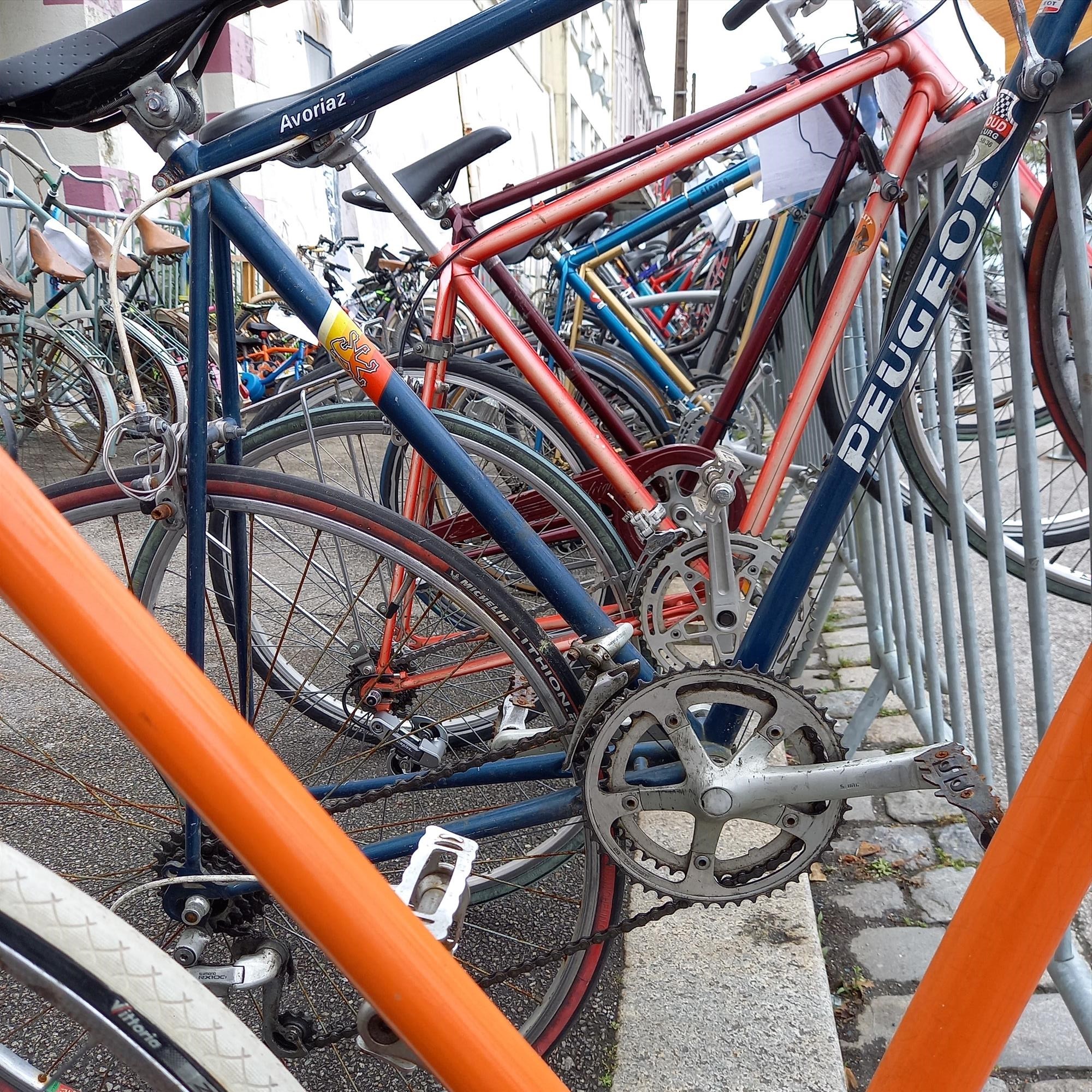 Bourse, braderie Lorient