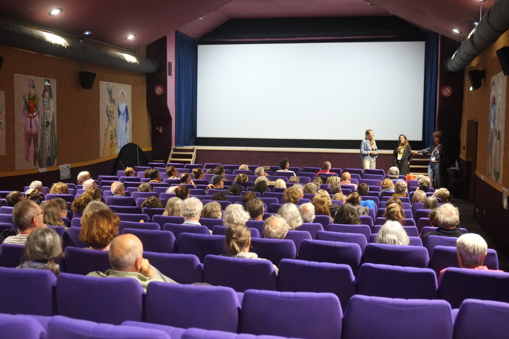 Programmation de films au cinema des familles à Groix pour Festival International du Film Insulaire à Lorient Bretagne Sud ( Morbihan, 56)